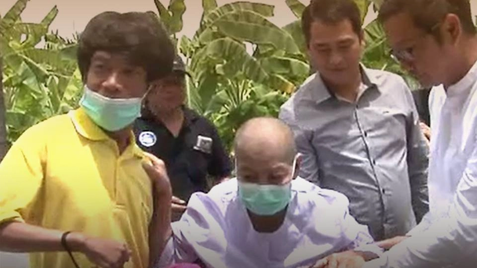 ชายพิการยอดกตัญญู ดูแลแม่ป่วยโรคไต อ.บ้านแพ้ว จ.สมุทรสาคร