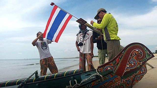 จาก "บางนรา" สู่ "เจ้าพระยา" ถวายความอาลัย "รัชกาลที่ 9"