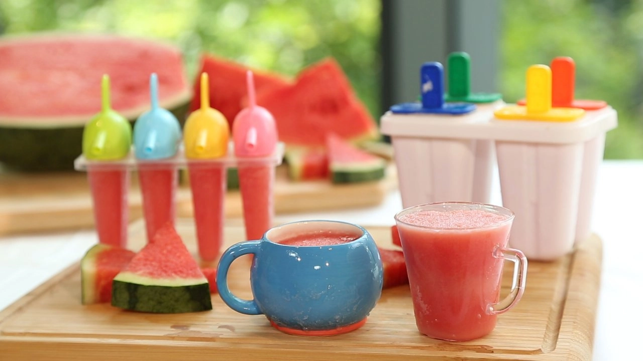 ไอศกรีมแตงโม ฉ่ำอร่อยได้สุขภาพ, โยคะเปลี่ยนขาเบียดเป็นขาเรียว