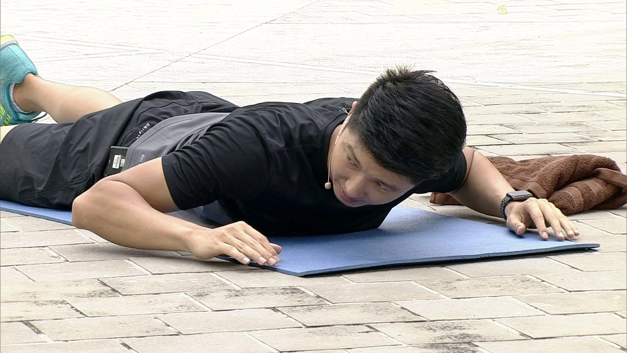 ยืดกล้ามเนื้ออกแก้อาการปวดบ่า