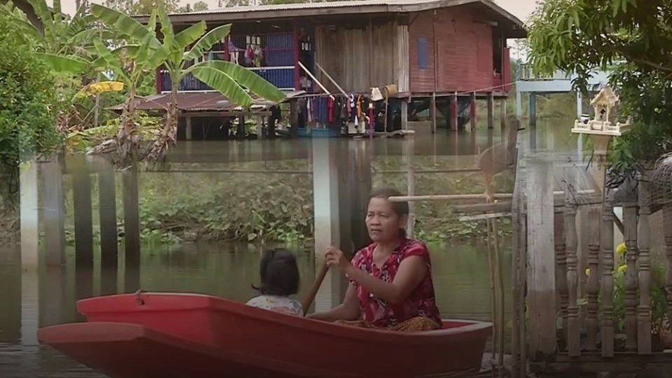 เรียกร้องรัฐบาลเร่งจ่ายค่าชดเชยน้ำท่วม อ.สามง่าม จ.พิจิตร