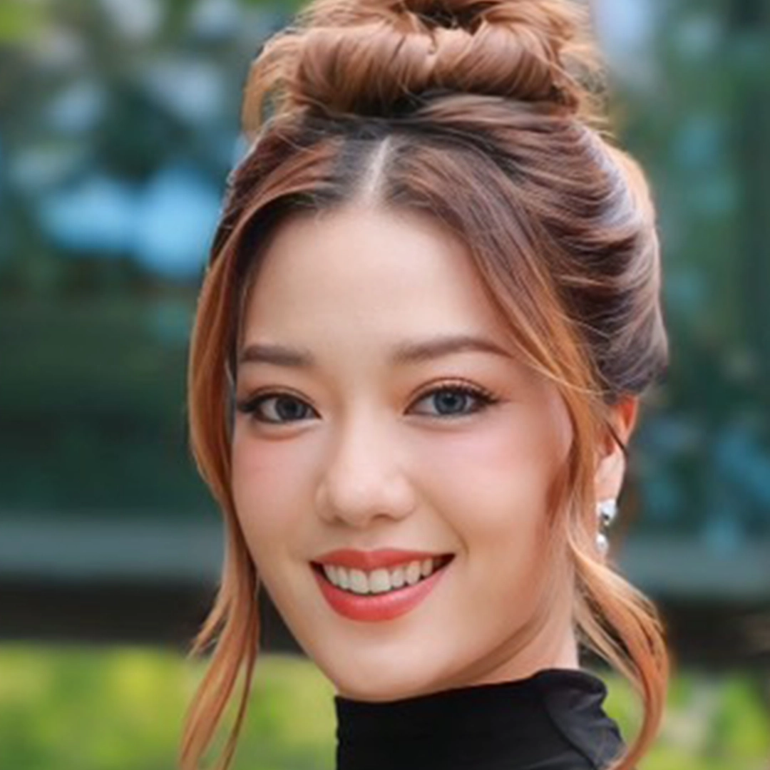 พิชญาพร โพธิ์สง่า