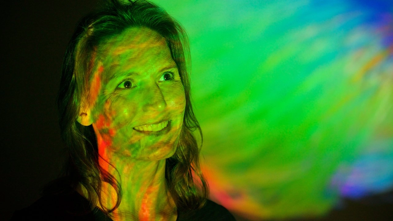 มหัศจรรย์แห่งสี ตอน สีที่มองไม่เห็น