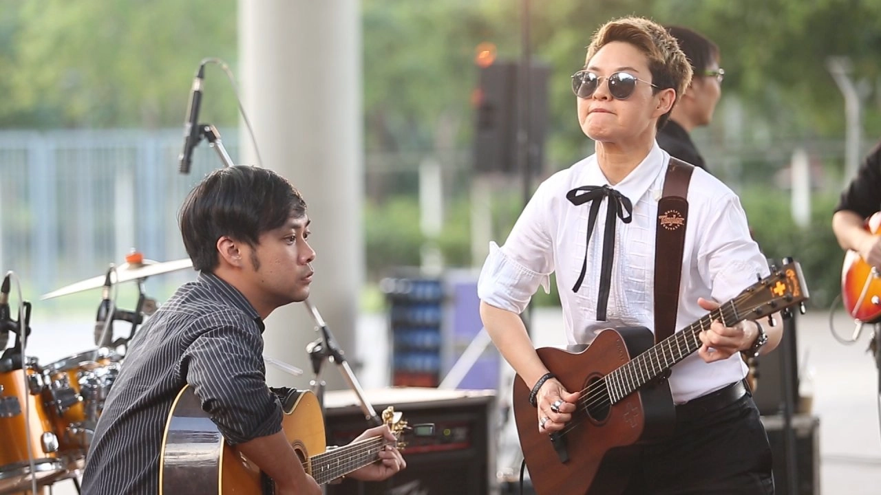 เธอ...ผู้ไม่แพ้