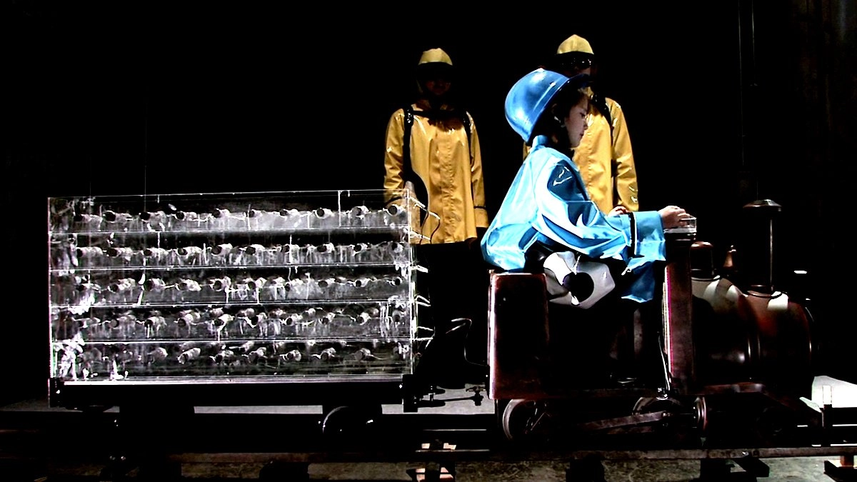 ตื่นตากับวิทยาศาสตร์แสนสนุก ตอน น้ำกระโดดสูง, จับภาพมงกุฎ, ลมร้อนฝีมือมนุษย์ และ รถด่วนถ่าน