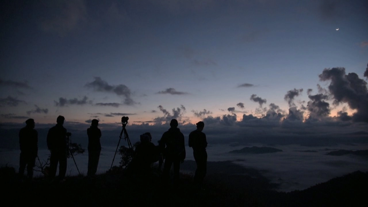 ทูเล ดินแดนแห่งสวรรค์, หนองหาร หมานอยู่บ่, ห้องเรียนสันติภาพ