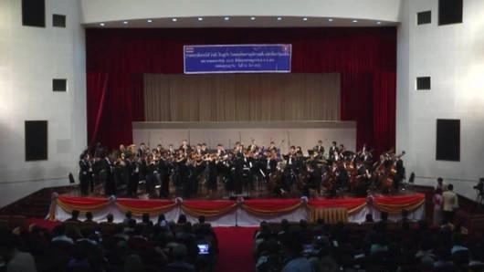 คอนเสิร์ตมนต์เวียงจันทน์