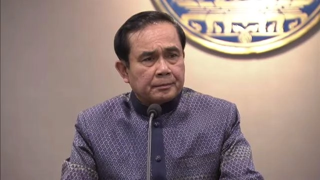 ปรับ ไม่ ปรับ ครม. ?