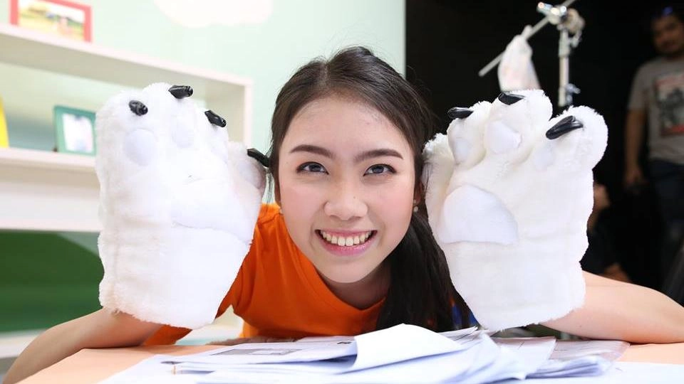 Save me ช่วยหมี ช่วยโลก