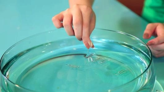 เหล็กลอยน้ำ