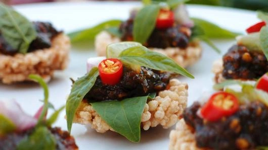 ผักเชียงดา...ผักพื้นบ้านธรรมดา ที่ไม่ธรรมดา