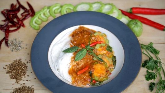 ขมแต่กลมกล่อมด้วยมะระ