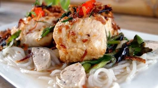 อาหารอีสานลูกครึ่งเวียดนาม