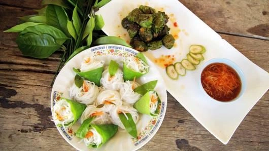 ล่องใต้ไปชุมพรปรุงคั่วกลิ้งใบเหลียง