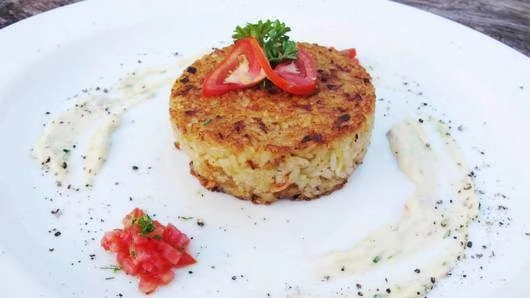 เข้าครัวทำเมนูฟิวชั่นจากข้าวดอยกับ “ต๊อก-ศุภกร”