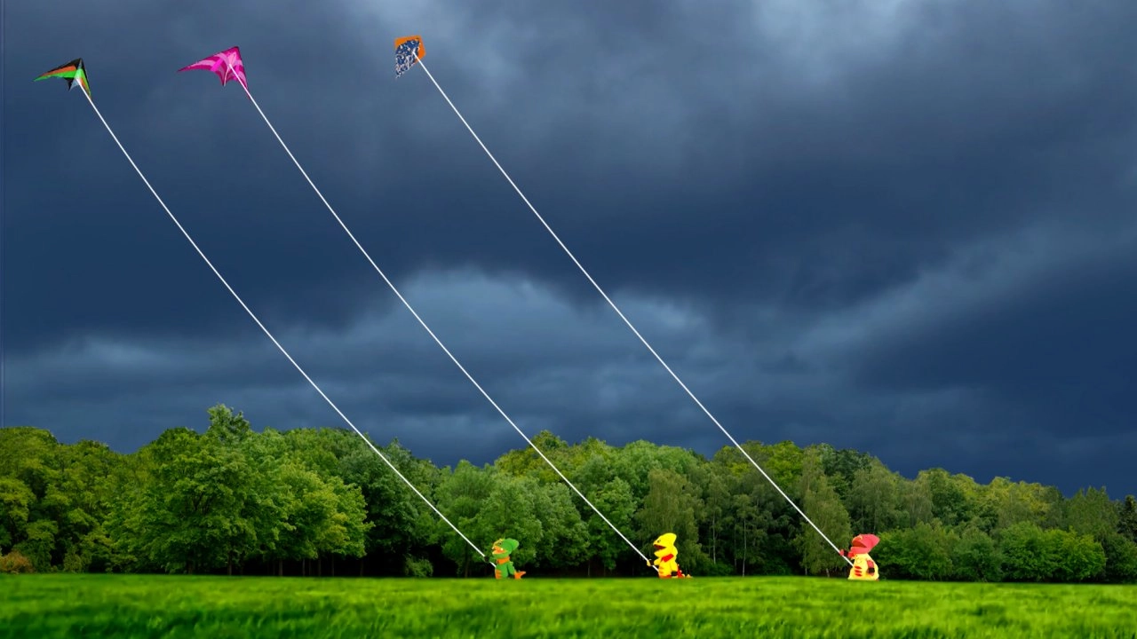 เล่นว่าวหน้าฝน