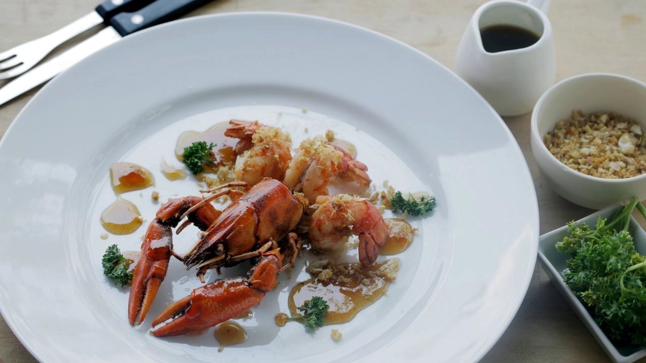 กุ้งก้ามเเดง