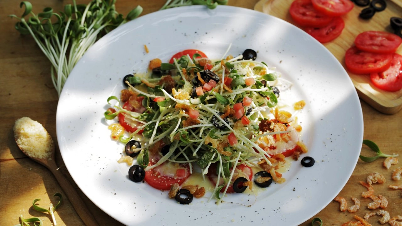 ผักกระชับ