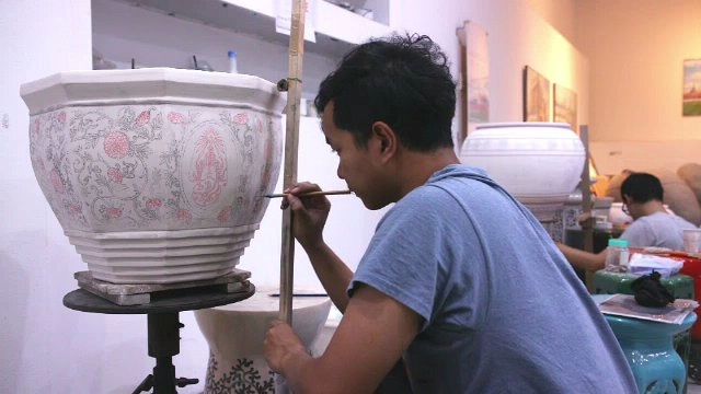 กระถางเซรามิคศิลปกรรมประกอบพระเมรุมาศ