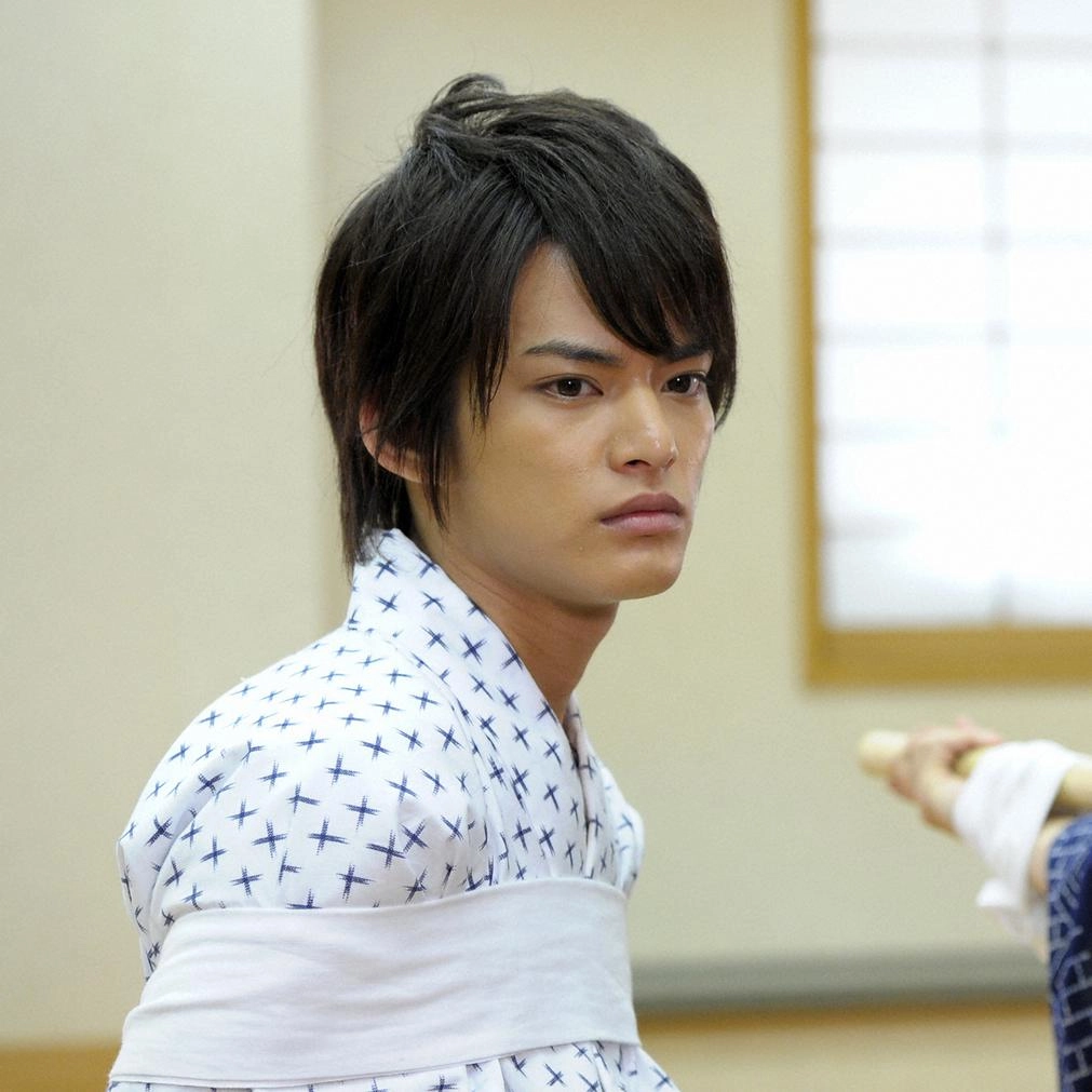 นาคายาม่า ยูมะ