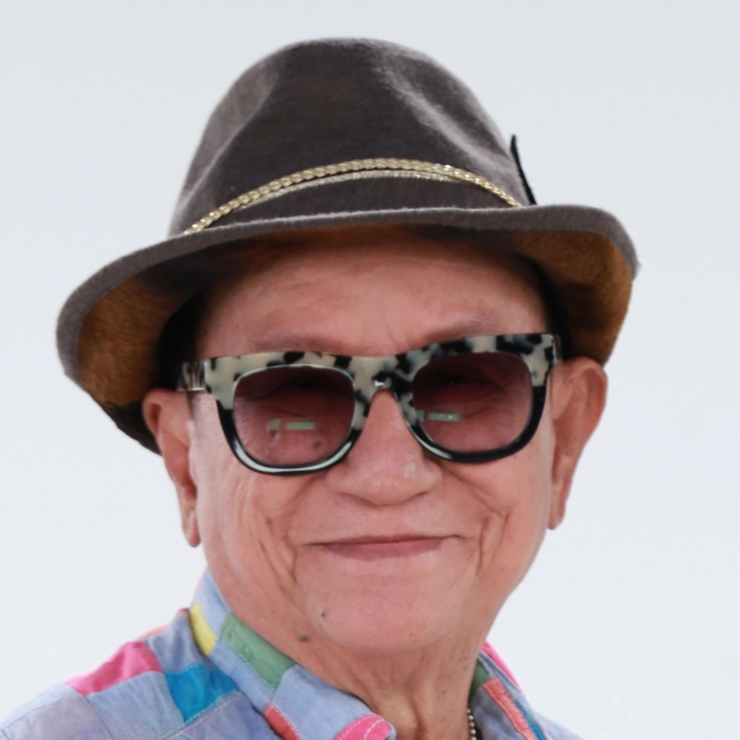 อุดม ชวนชื่น