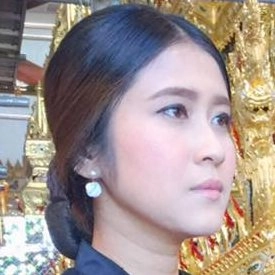อภิยา ฉายจันทร์ทิพย์