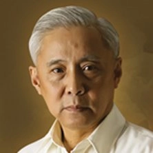 นพพล โกมารชุน