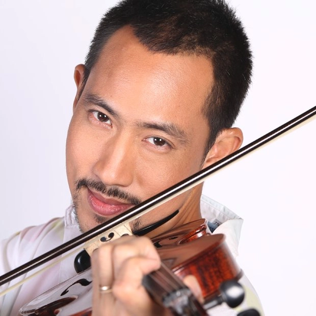 นภัสรัญชน์ มิตรธีรโรจน์