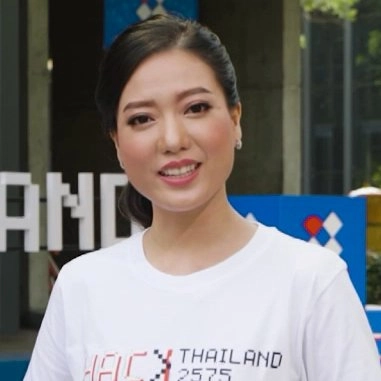 พิชญาพร โพธิ์สง่า