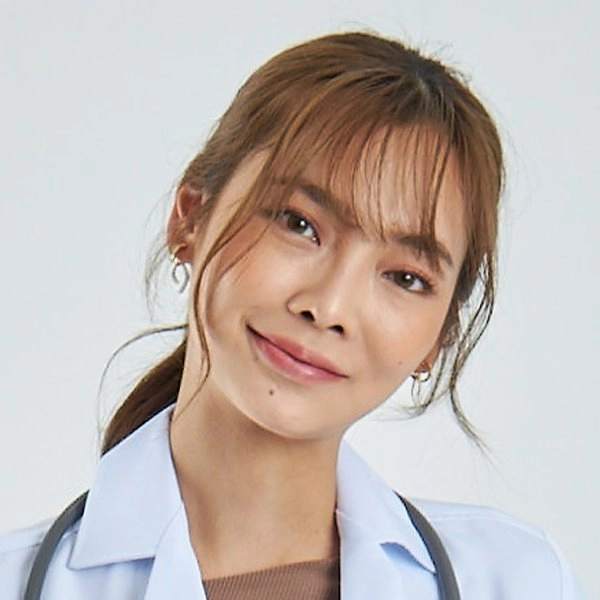 พรอยมน - ปกวรร์ฉัตร ชาญเฉลิมวรนันท์