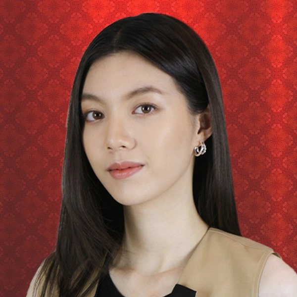 กรณ์นภัส เศรษฐรัตนพงศ์