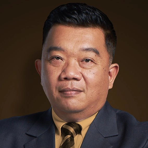 ผศ. รัชด ชมภูนิช