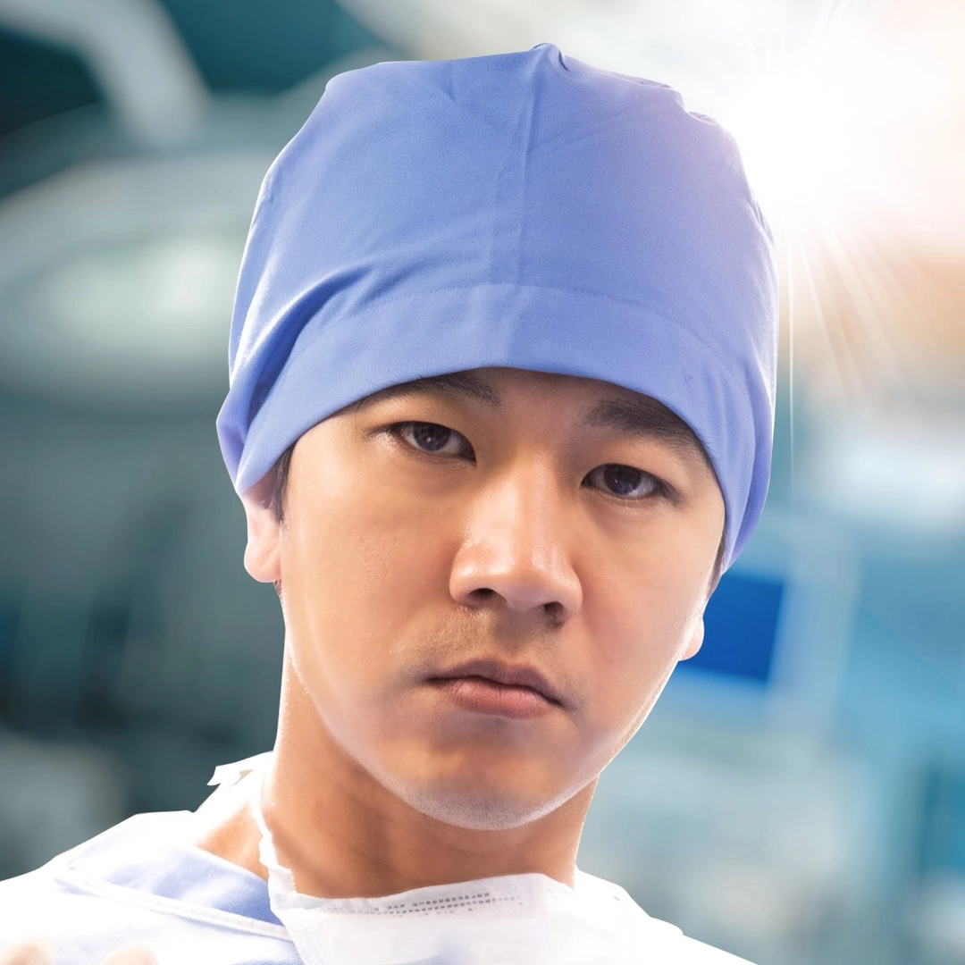 โทนี่ รากแก่น