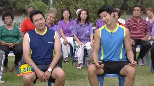 การยืดเหยียดของผู้สูงอายุ