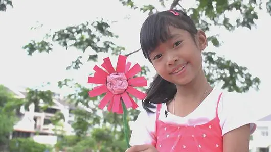 สีชมพู