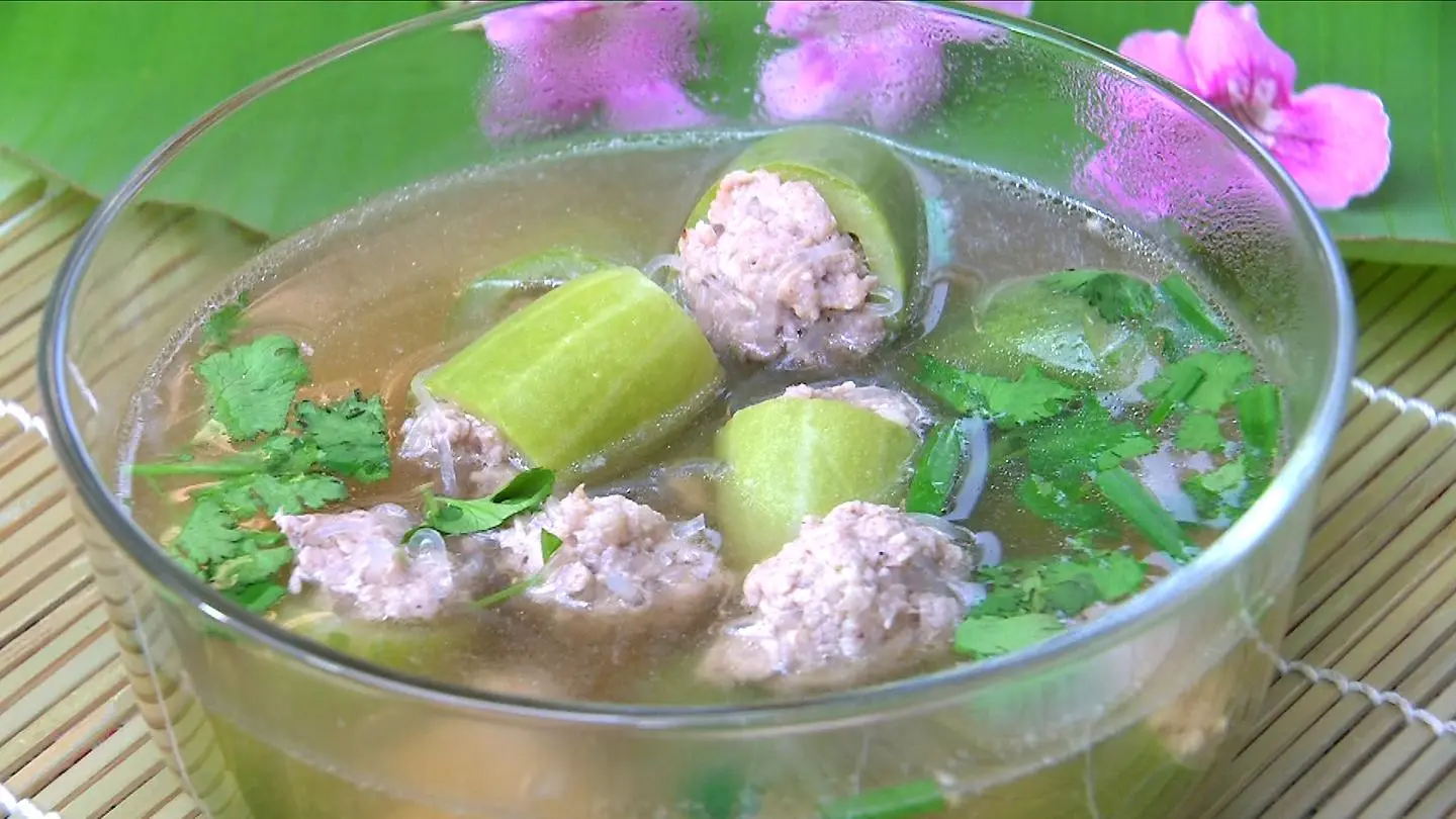 แกงจืดแตงกวายัดไส้หมู