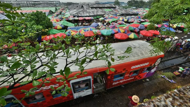 รถไฟอลเวงที่ชานชาลา
