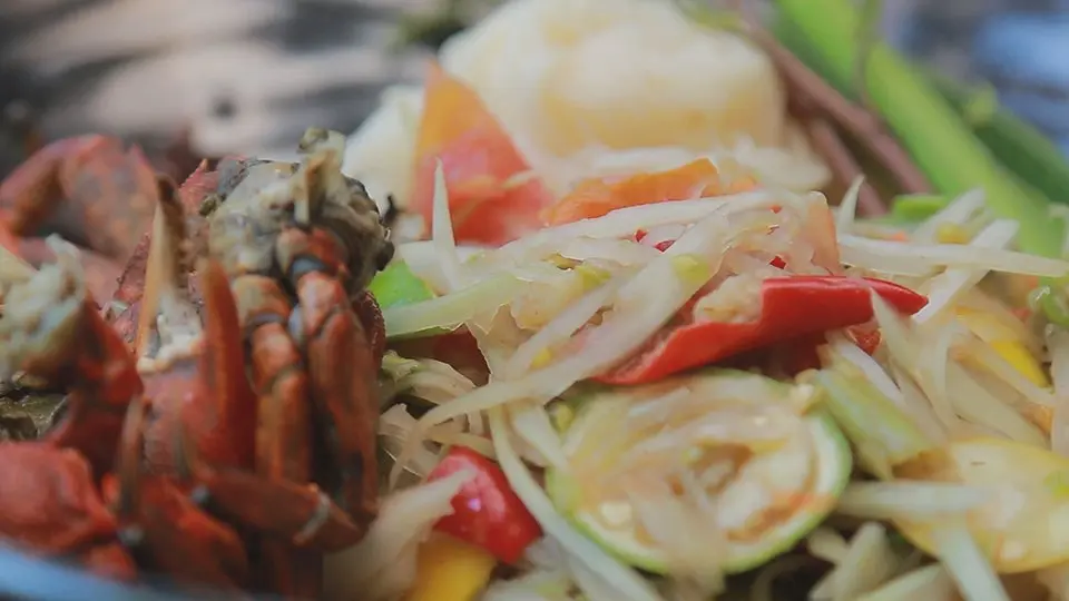แซ่บแบบอีสาน