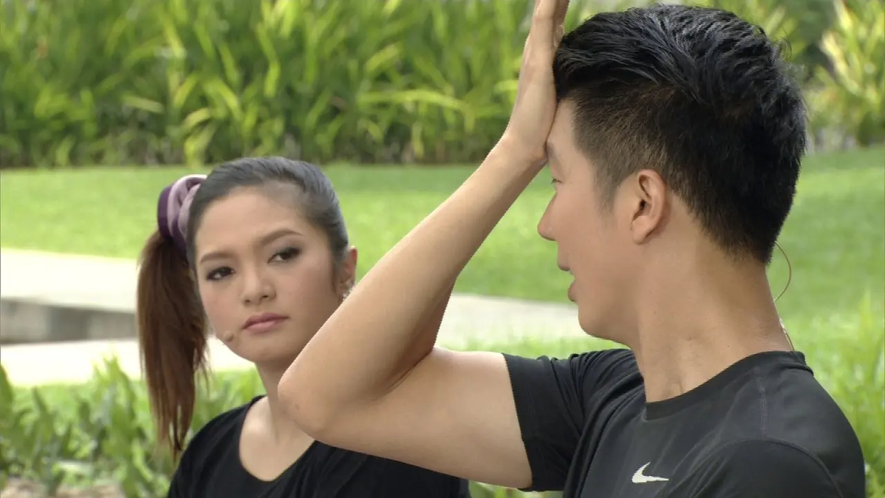 ท่าบริหารสร้างความแข็งแรงให้กล้ามเนื้อคอและบ่า