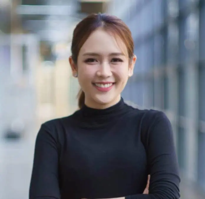 บุศย์สิรินทร์  ยิ่งเกียรติกุล