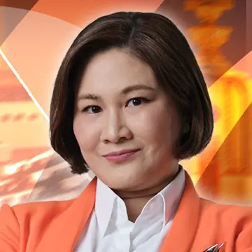 จีรชาตา  เอี่ยมรัศมี