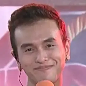 อติชาติ พงษ์ไพร