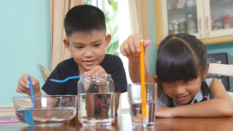 น้ำจอมขยาย