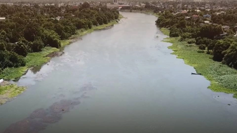 ตรวจสอบปล่อยน้ำเสียลงแม่น้ำแม่กลอง อ.โพธาราม จ.ราชบุรี