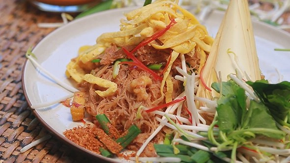 ก๋วยเตี๋ยวผัดแบบไทย