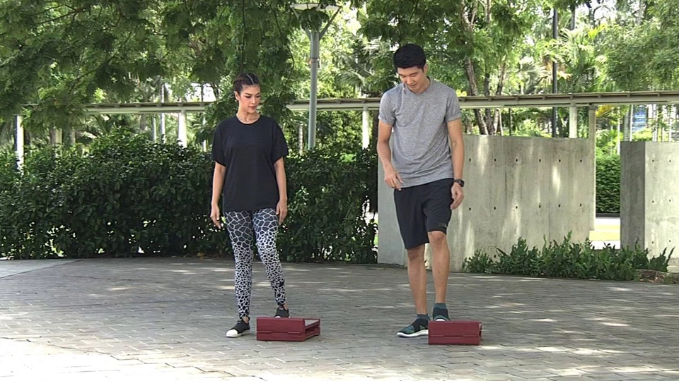 ฟิตแอนด์เฟิร์มกระชับต้นขาด้านหน้า สำหรับคุณแม่สายสุขภาพ