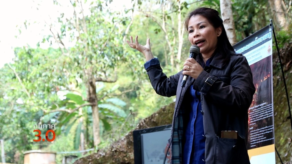 เชียงราย เมืองไร้ควัน, คนกับลิง วิถีพึ่งพิงที่คลองน้อย, ทำประมงลงน้ำสงคราม