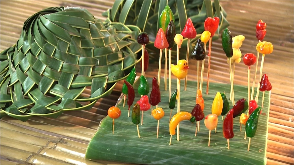 ขนมลูกชุบ