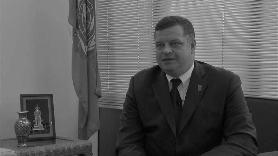 พระมหากษัตริย์นักพัฒนาเพื่อประชาชน