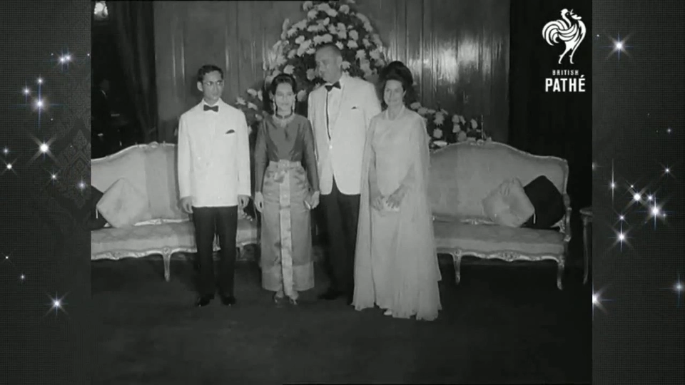 "ในหลวง-ราชินี" ต้อนรับ ปธน.สหรัฐฯ คนแรกที่เยือนไทย